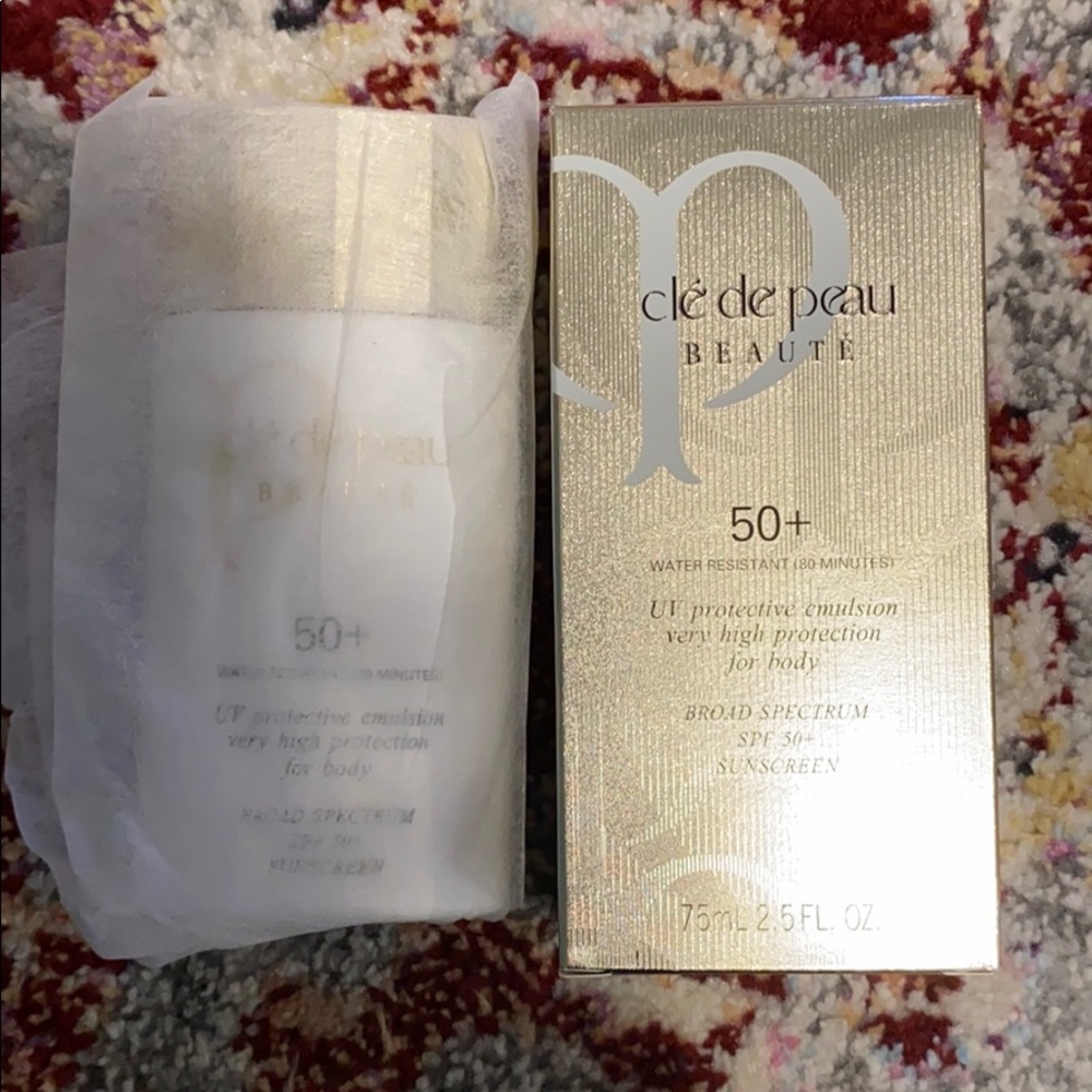Cle De play water resistant SPF50+ Suncreen 75ml